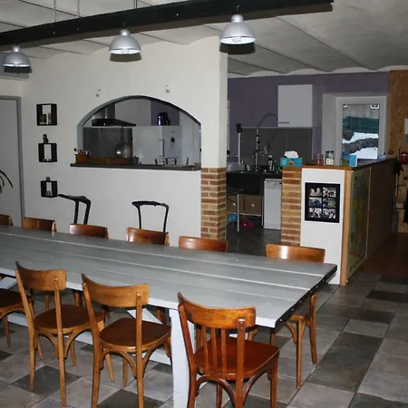 L'arbrassous Guest house *